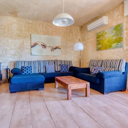 Casa vacanze Serene In Ibiza With Private Swimming Pool